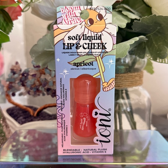 🆕🪷 IONI LIMITED EDITION 4-PIECE LIP & CHEEK SET. BRAND NEW IN BOX. - Picture 7 of 11